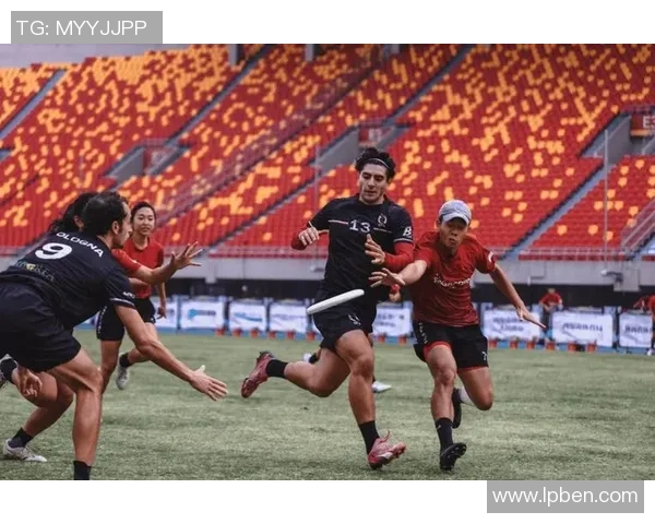 西安飞盘队在世界街舞大赛中的节奏表现精彩纷呈引发热议