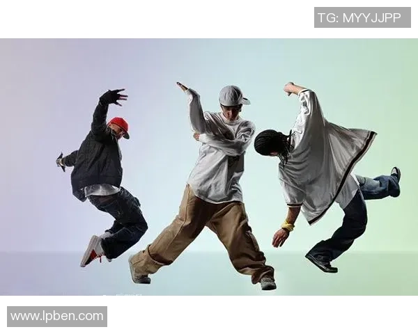 极限运动联赛点评聚焦北京街舞队意识表现与团队协作的精彩瞬间